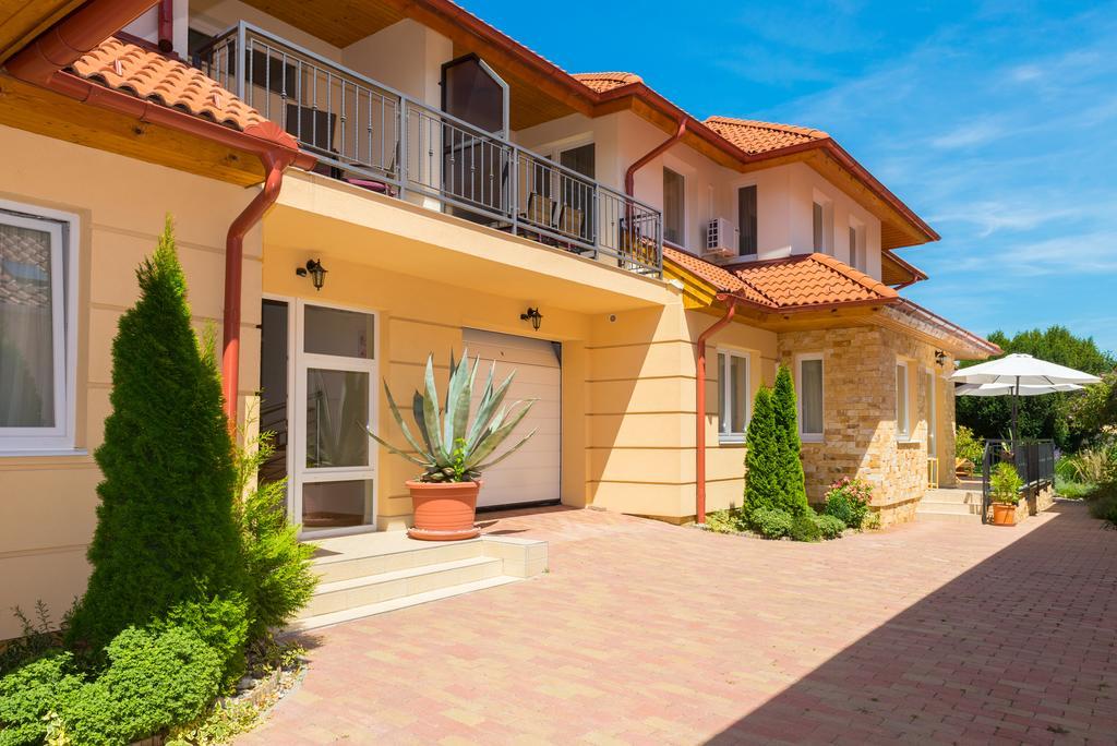 Andi Apartman Hévíz Exterior foto